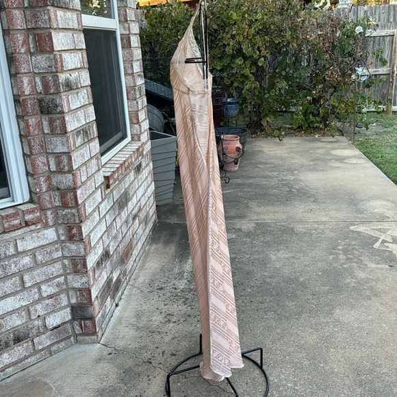 Vintage Christian Dior Peach Gown Robe Set Brocade Pegnoir Set Shiny Union Made - Picture 6 of 15